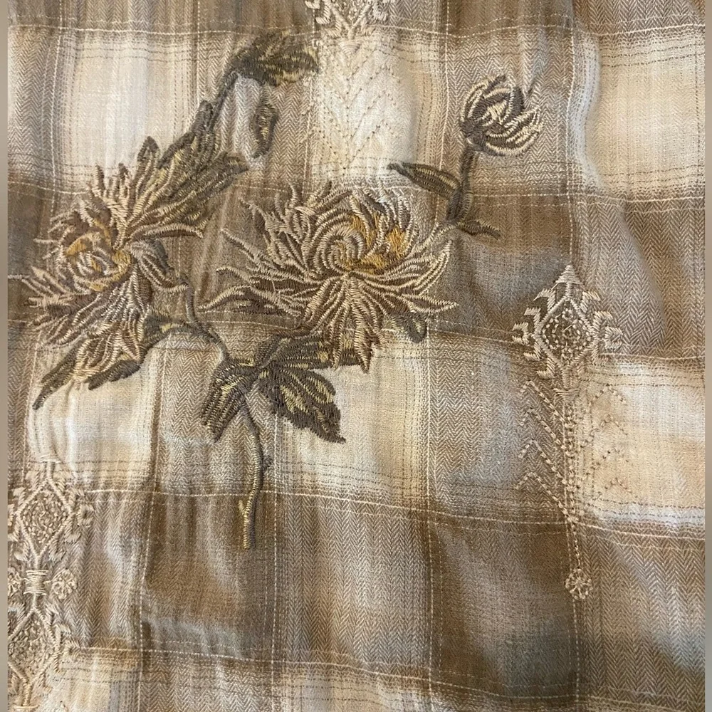 Johnny Was Embroidered Cotton Button Up Top, Saddle Brown & Beige Plaid, Sz Sml - Picture 4 of 7